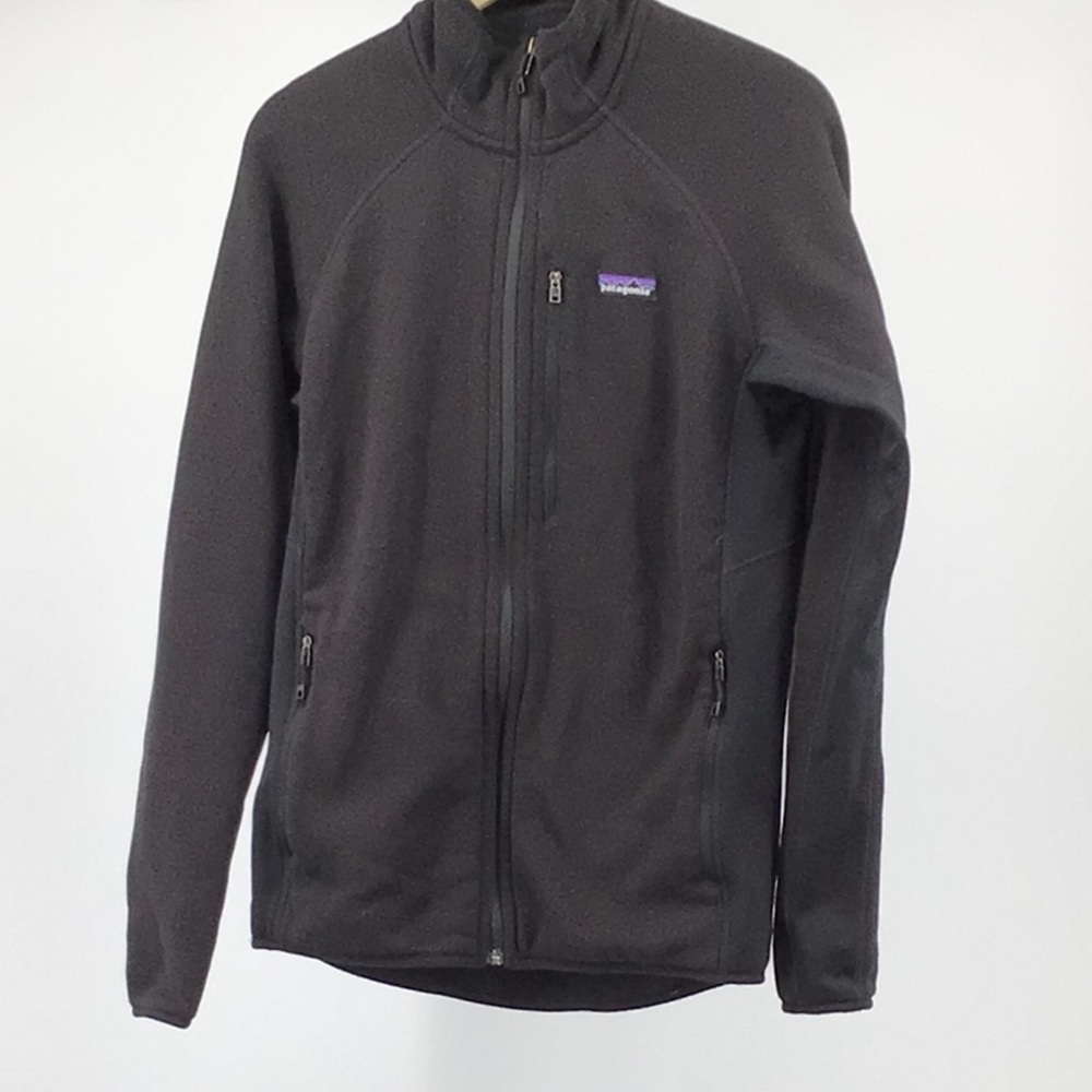 Patagonia Men’s Performance Better SweaterJacket